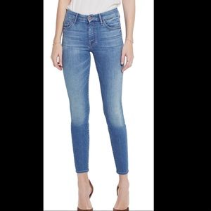 *SOLD* Mother Denim The Looker Crop 26